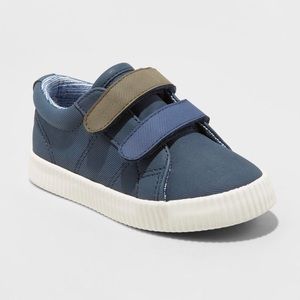 Toddler Boys’ Casual Sneakers Velcro Size 6